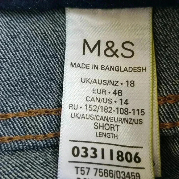 M & S The Sienna Straight jean 18 Short - Picture 10 of 11